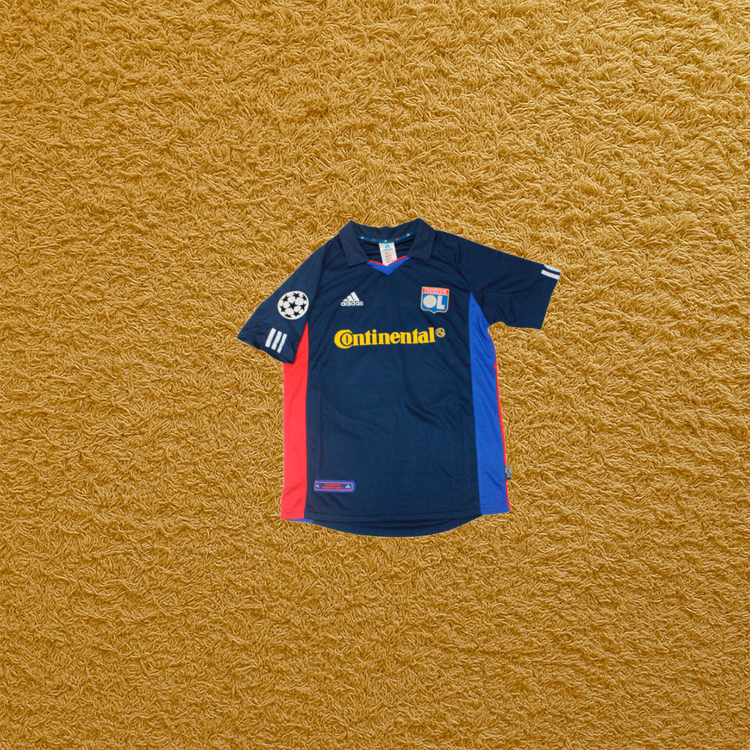 Camiseta retro Lyon 2001/02 - Futwear