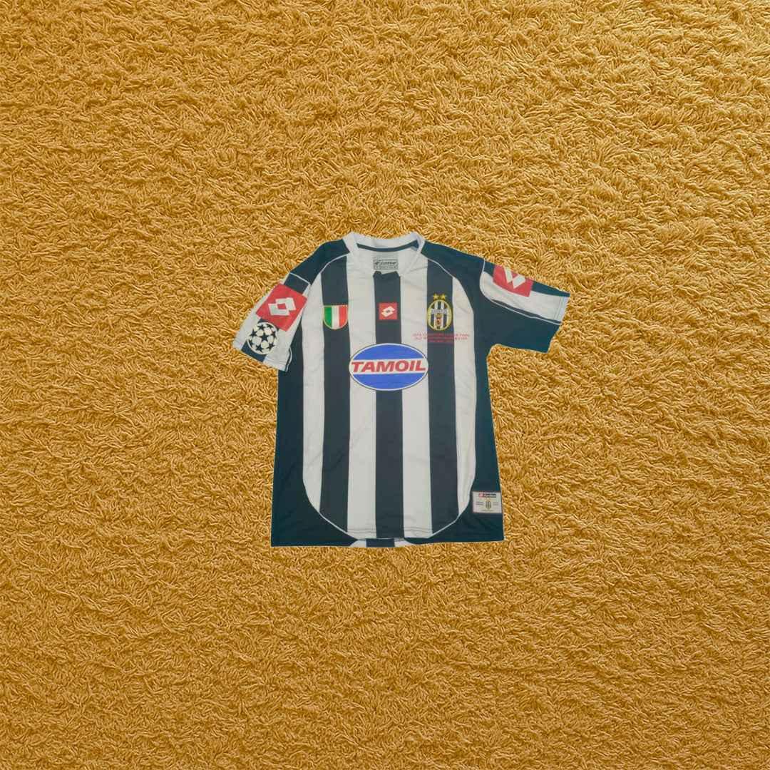Camiseta retro Juventus 2002/03 - Futwear