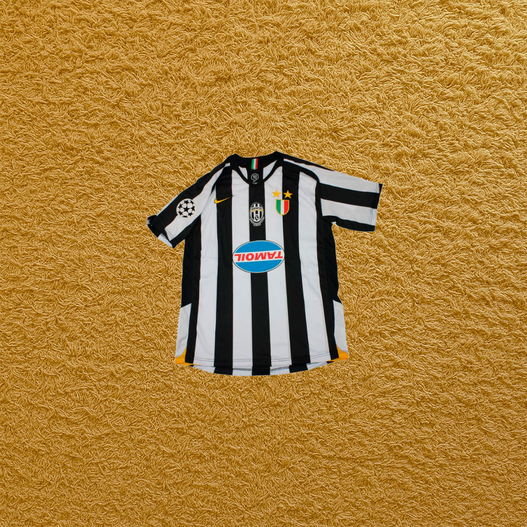 Camiseta retro Juventus 2005/06 - Futwear