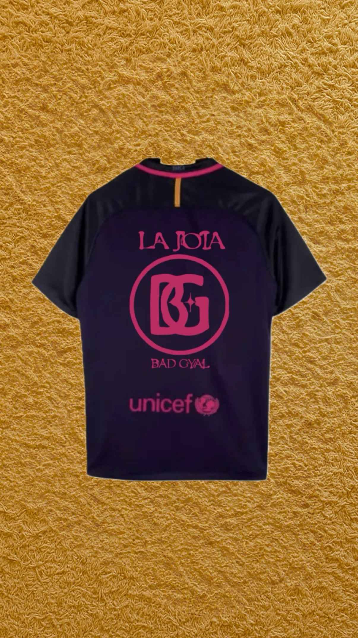 Camiseta FC Barcelona edición Bad Gyal
