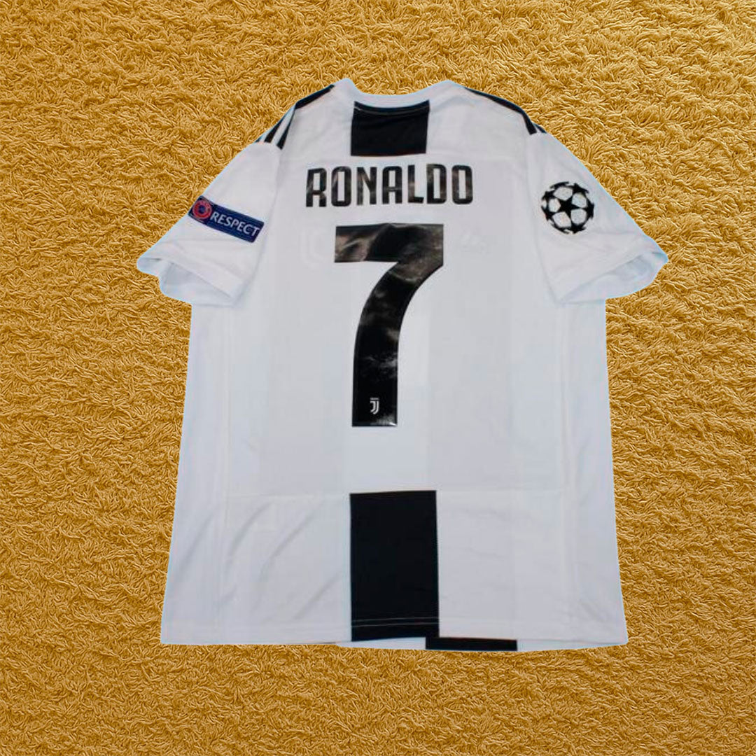 Camiseta retro Juventus 2018/19 - Futwear