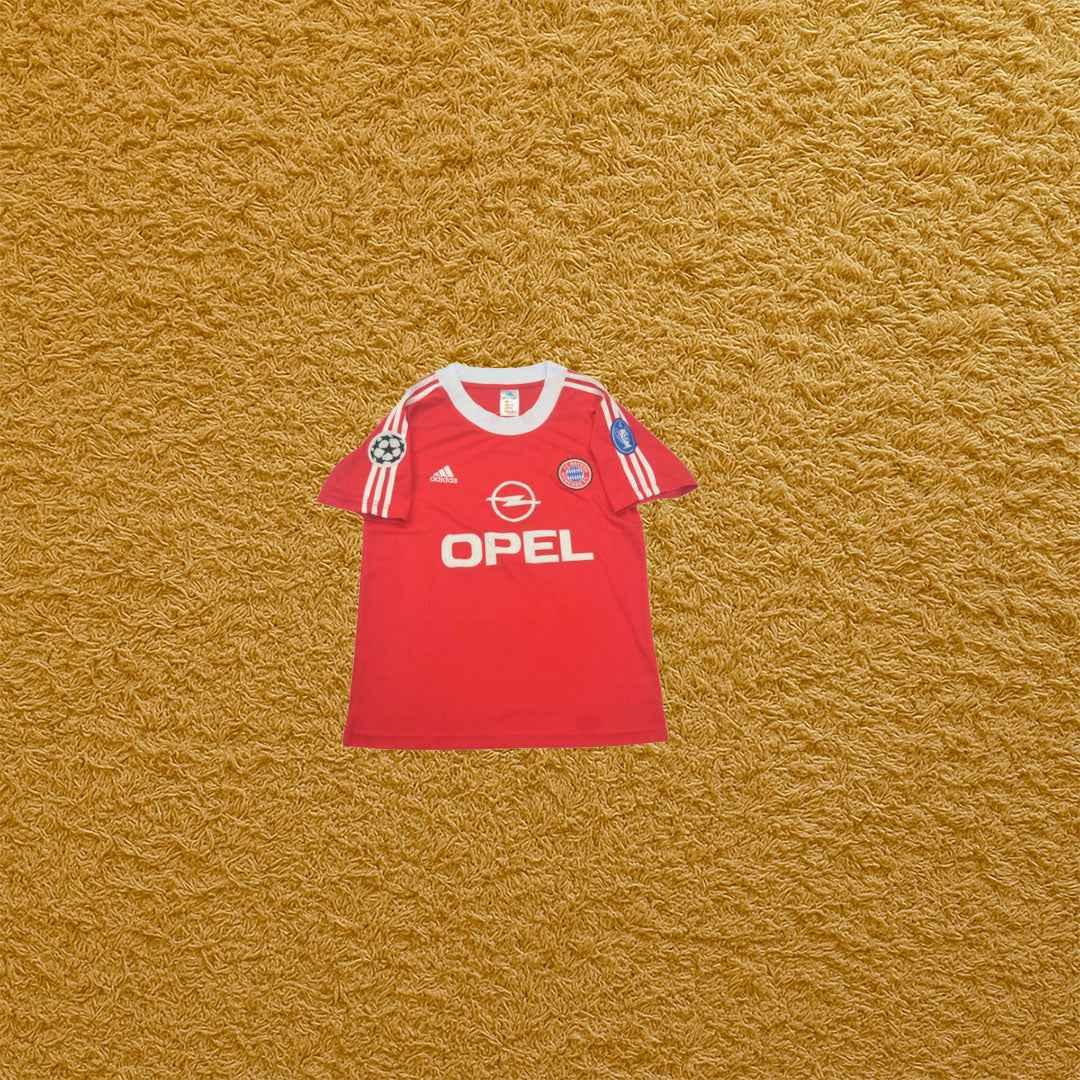 Camiseta retro Bayern Munich 2001/02 - Futwear