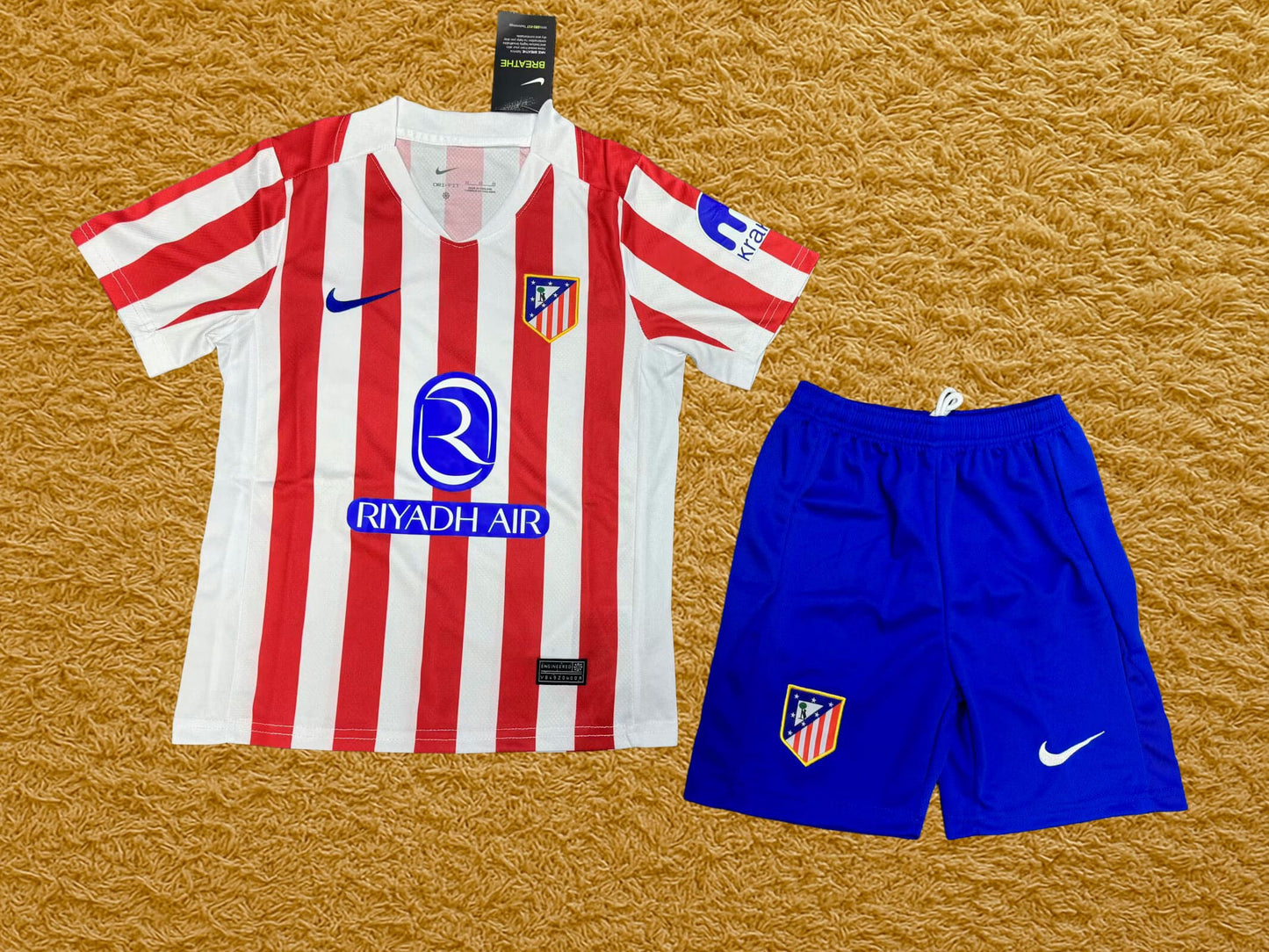Kit infantil Atlético de Madrid 2025/26 - Futwear