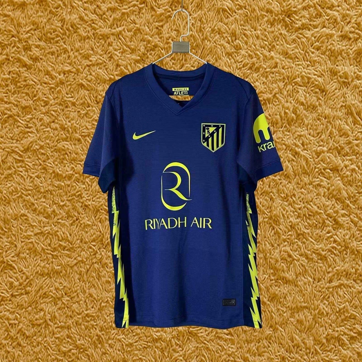 Camiseta Atlético de Madrid edición Aitana