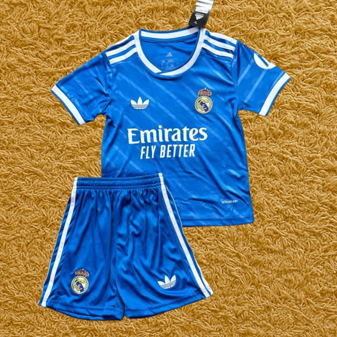 Kit infantil Real Madrid 2025/26 Futwear