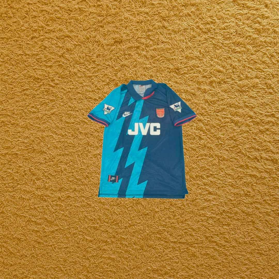 Camiseta retro Arsenal 1995/96 - Futwear