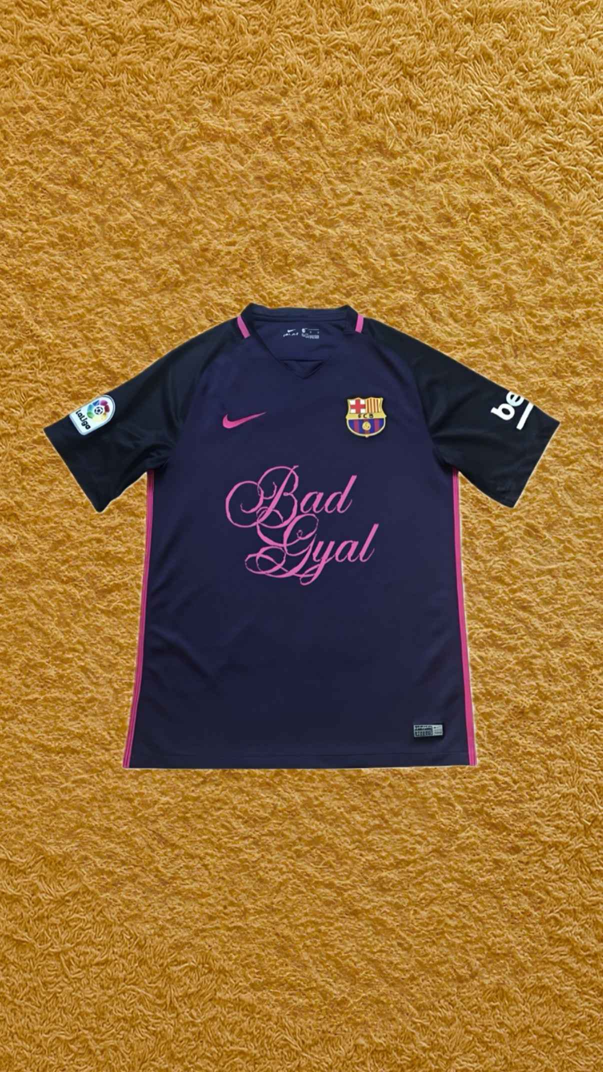 Camiseta FC Barcelona edición Bad Gyal