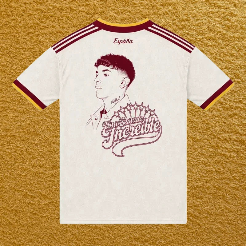 Camiseta Selección de España Dos Estrellas edición La Pantera, vista trasera