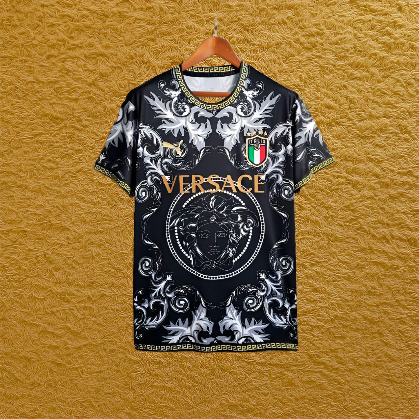 Camiseta Italia edición Versace Futwear
