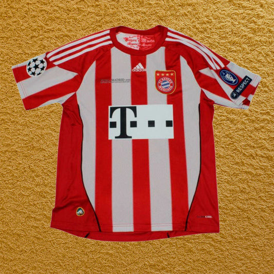 Camiseta retro Bayern Munich 2010/11 - Futwear