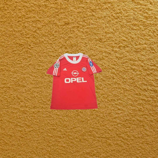 Camiseta retro Bayern Munich 2001/02 - Futwear