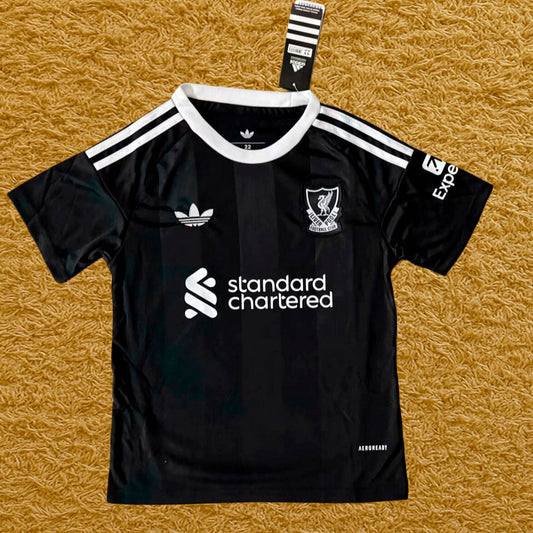 Kit infantil Liverpool 2025/26 Futwear