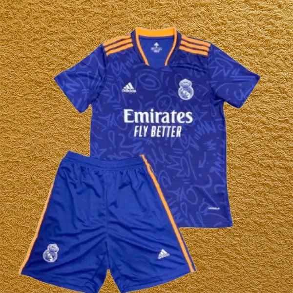 Kit infantil Real Madrid 2021/22 Futwear