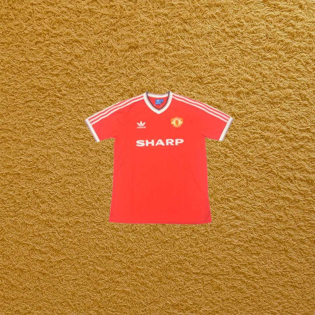 Camiseta retro Manchester United 1982/83 - Futwear