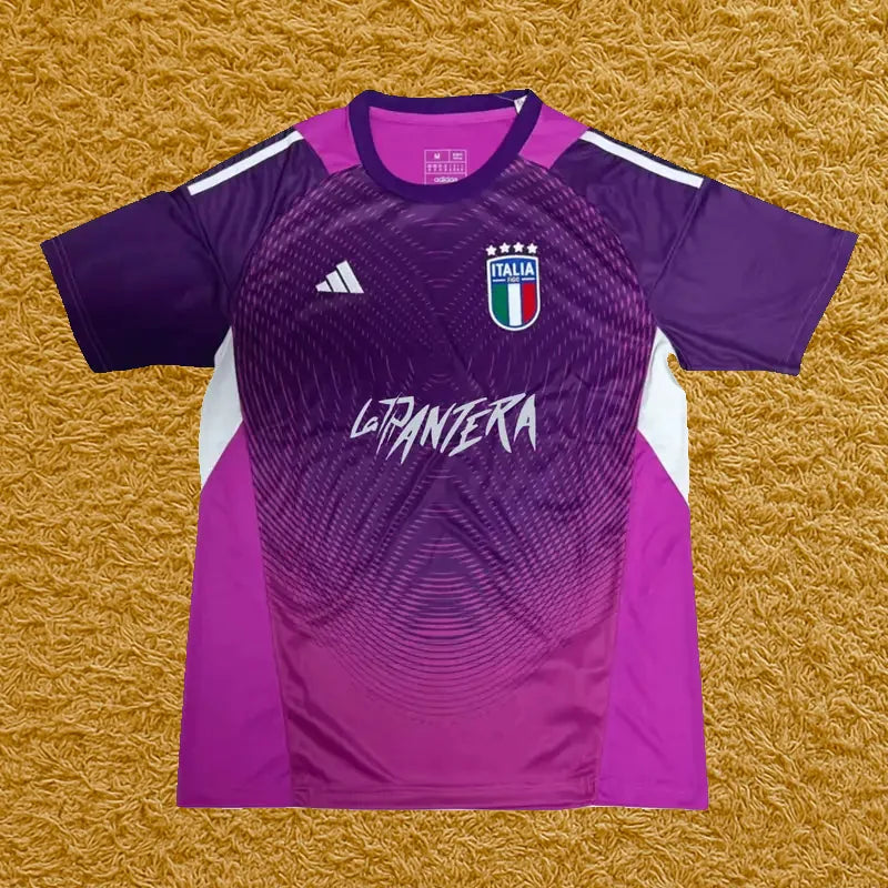 Camiseta Italia edición La Pantera, vista frontal