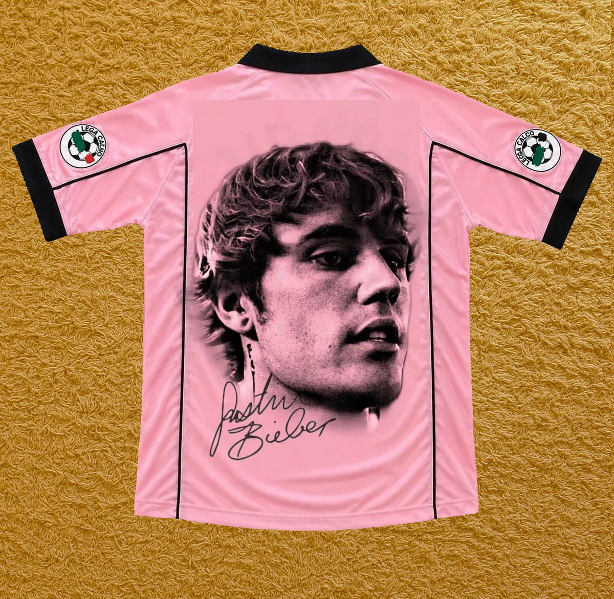 Camiseta Juventus edición Justin Bieber, vista frontal