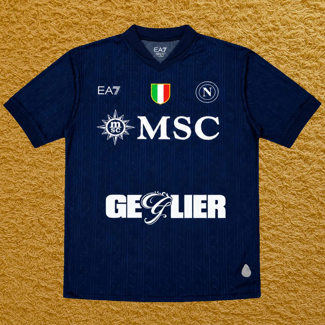 Camiseta Napoli edición Geolier, vista frontal