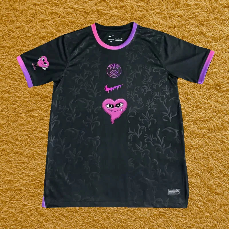 Camiseta PSG edición La Mafia del Amor, vista frontal