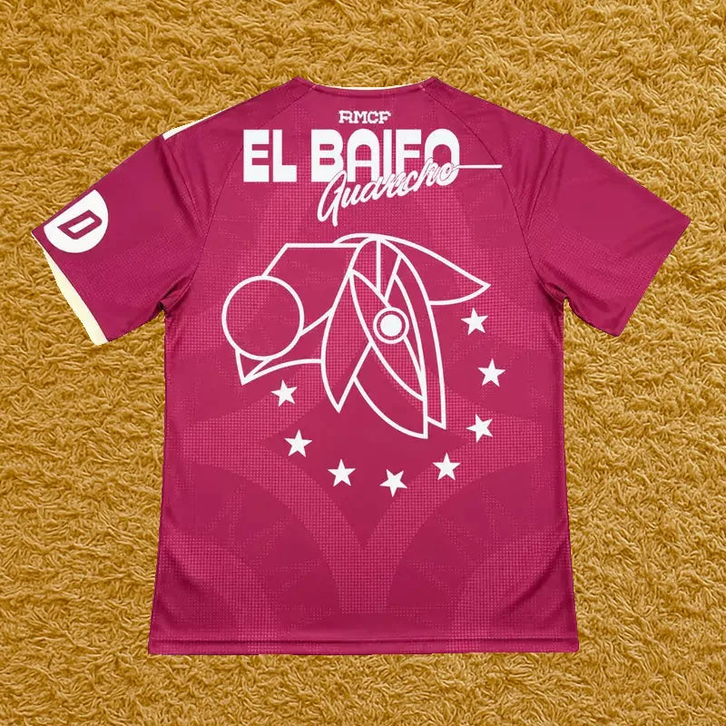 Camiseta Real Madrid edición Quevedo, vista trasera