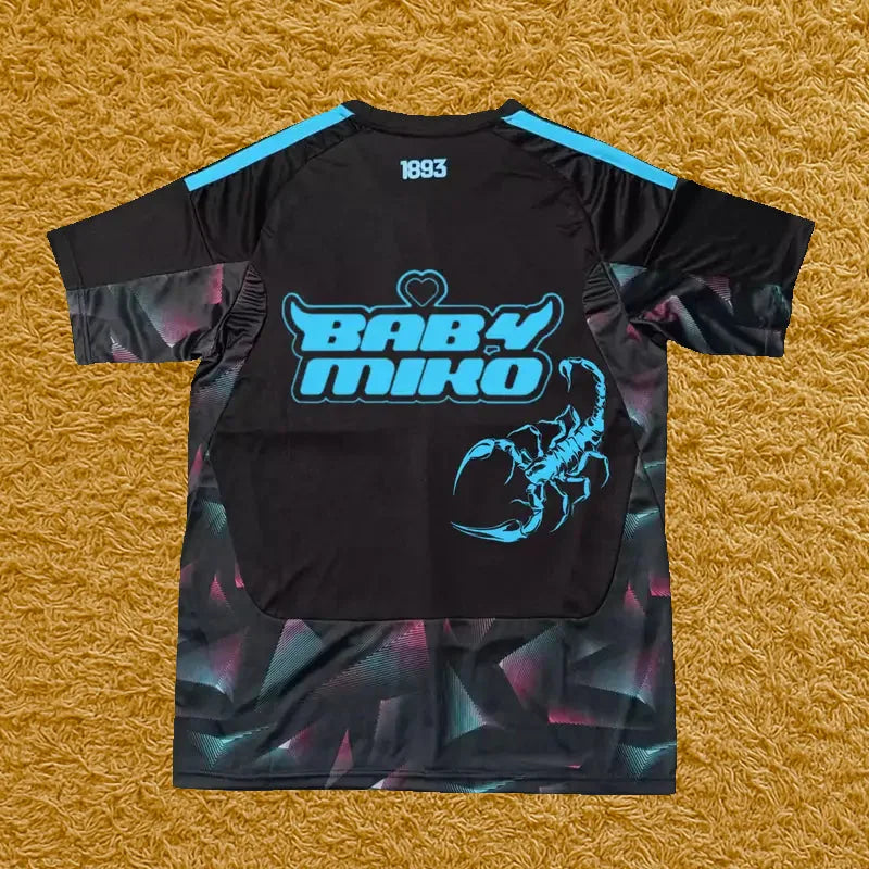 Camiseta Selección de Argentina edición Young Miko, vista trasera