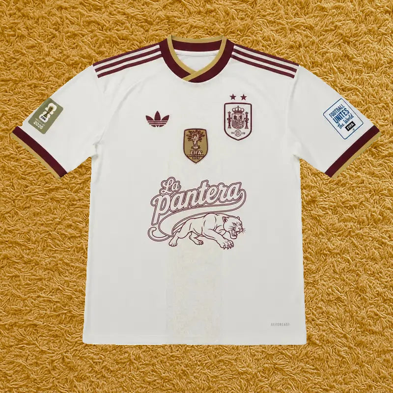 Camiseta Selección de España Dos Estrellas edición La Pantera, vista frontal
