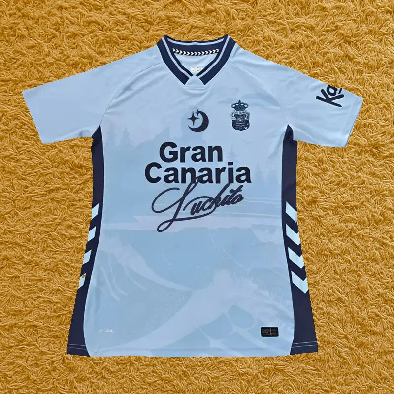 Camiseta UD Las Palmas edición Lucho RK, vista frontal