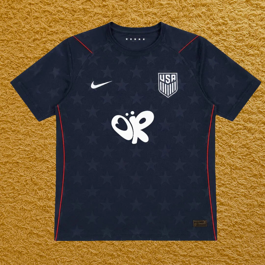 Camiseta USA edición Olivia Rodrigo, vista frontal