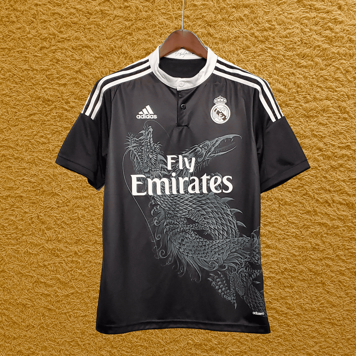Real Madrid 2016/17 retro shirt