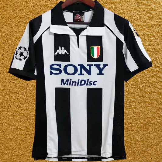 Camiseta retro Juventus 1997/98 - Futwear