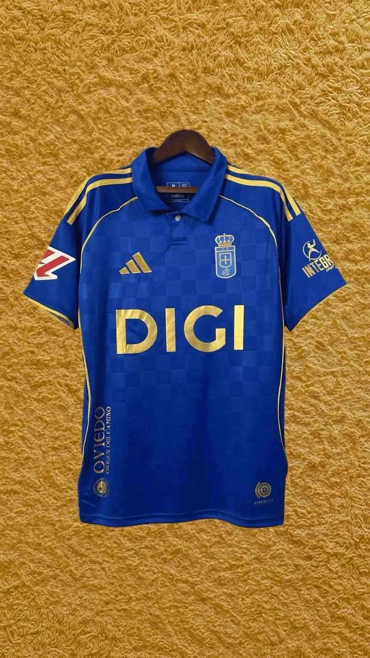 Camiseta edición especial Melendi Real Oviedo 2025/26